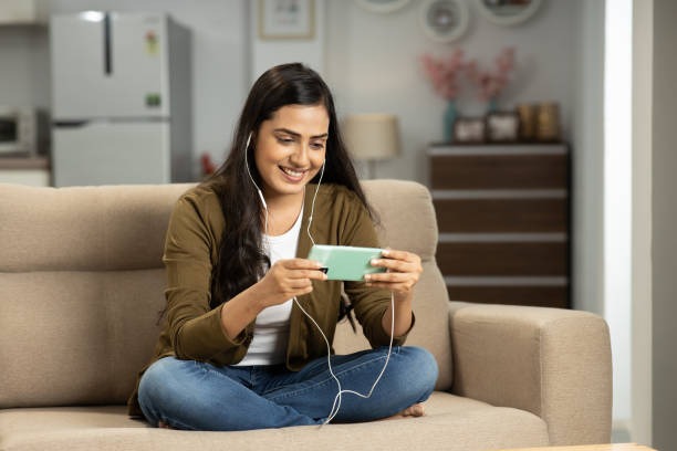 Understanding the Value of AI Translation Earbuds